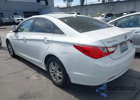 2013 Hyundai Sonata Gls z USA, uszkodzony, nr VIN 5NPEB4AC8DH689861